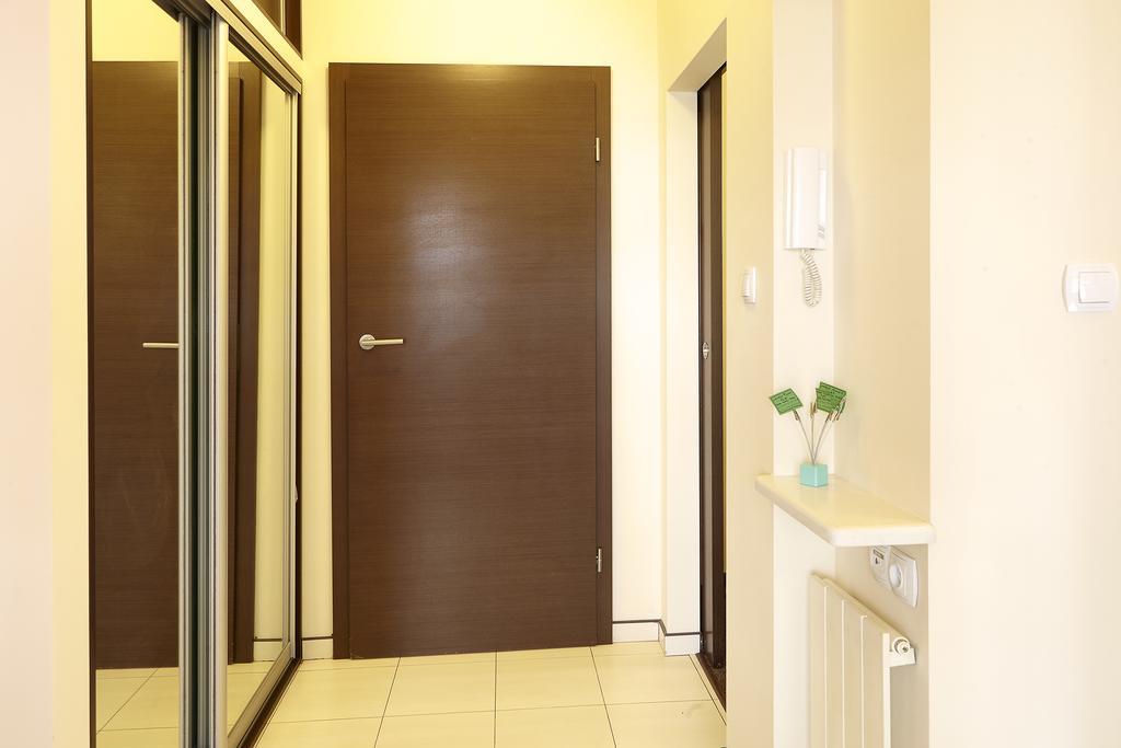 Lovely Funky Flat Near Royal Park Варшава Экстерьер фото