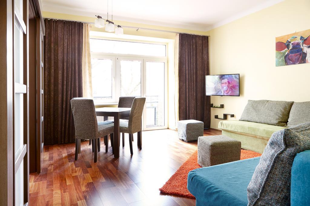 Lovely Funky Flat Near Royal Park Варшава Экстерьер фото